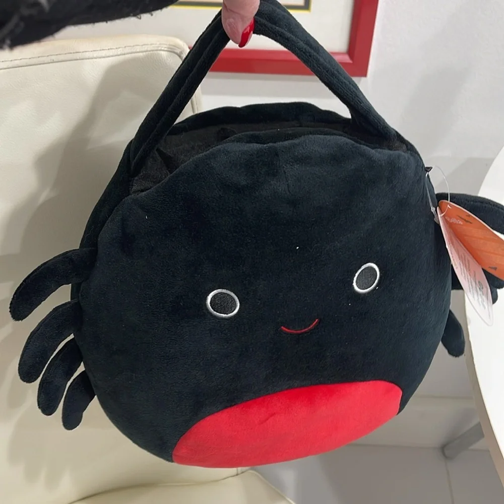 SALE!Squishmallows Black/Red/White Bella The Halloween Treat Pail Stuffed Toy